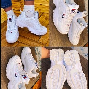 Like new size 7 fila disrupter 2 sneakers